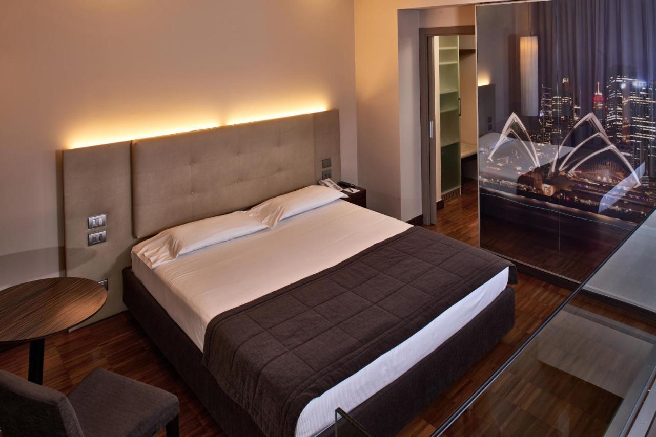 Hotel Cruise Lucino Екстериор снимка